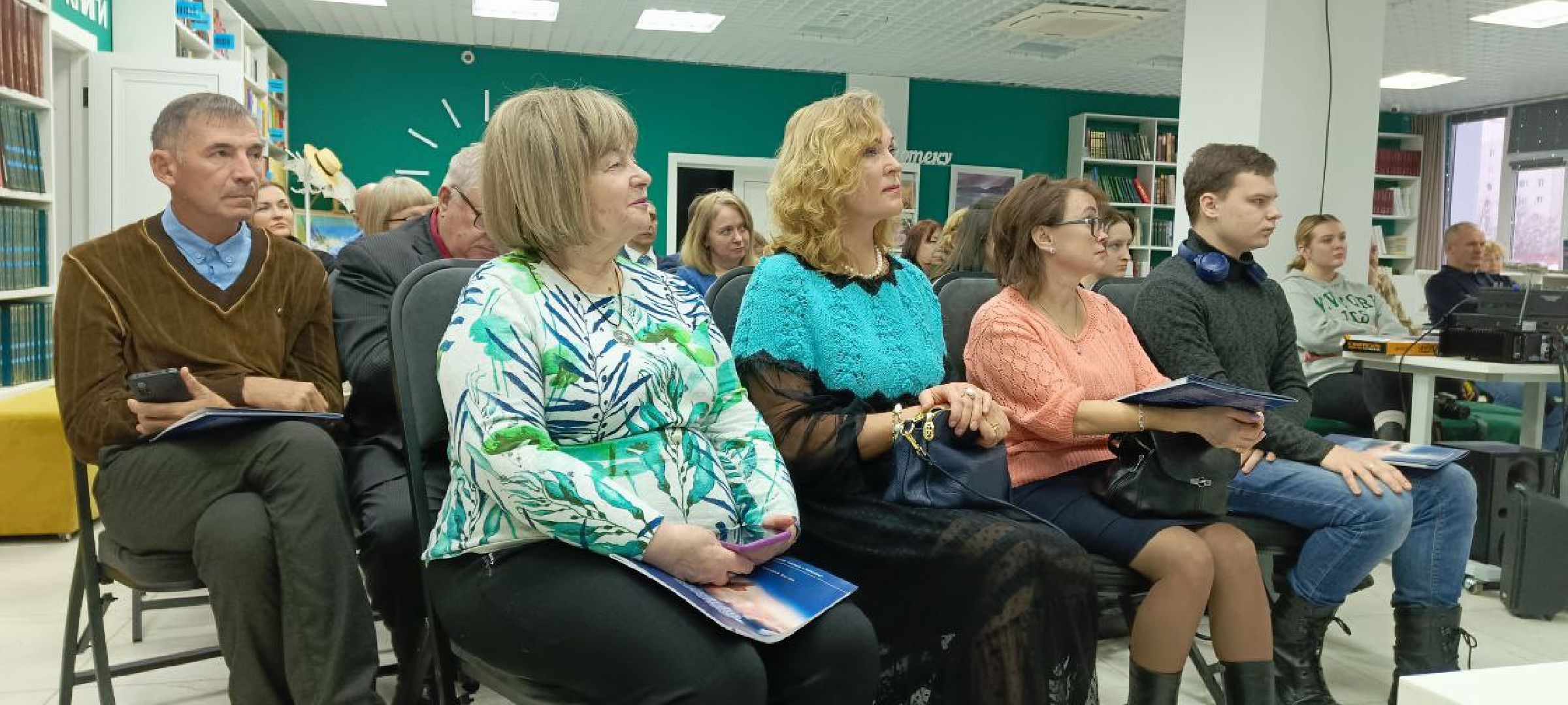 Дмитров, Проект Читай и смотри, Писатель Аркадий Зюзин,