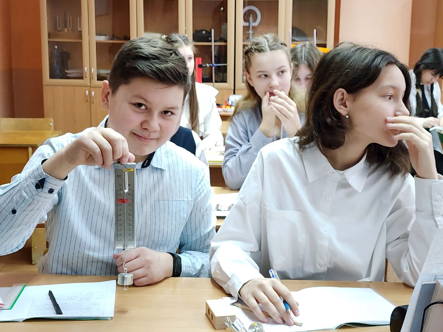 Серпухов, подмосковье, инициативное бюджетирование, школа, урок физики,