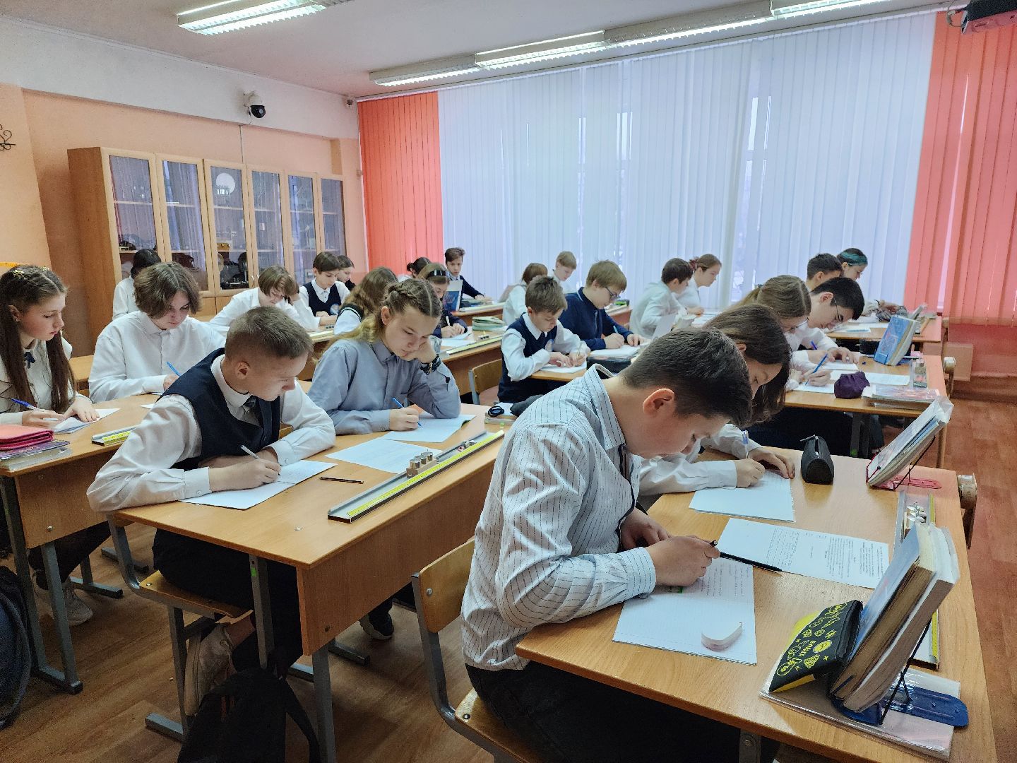 Серпухов, подмосковье, инициативное бюджетирование, школа, урок физики,