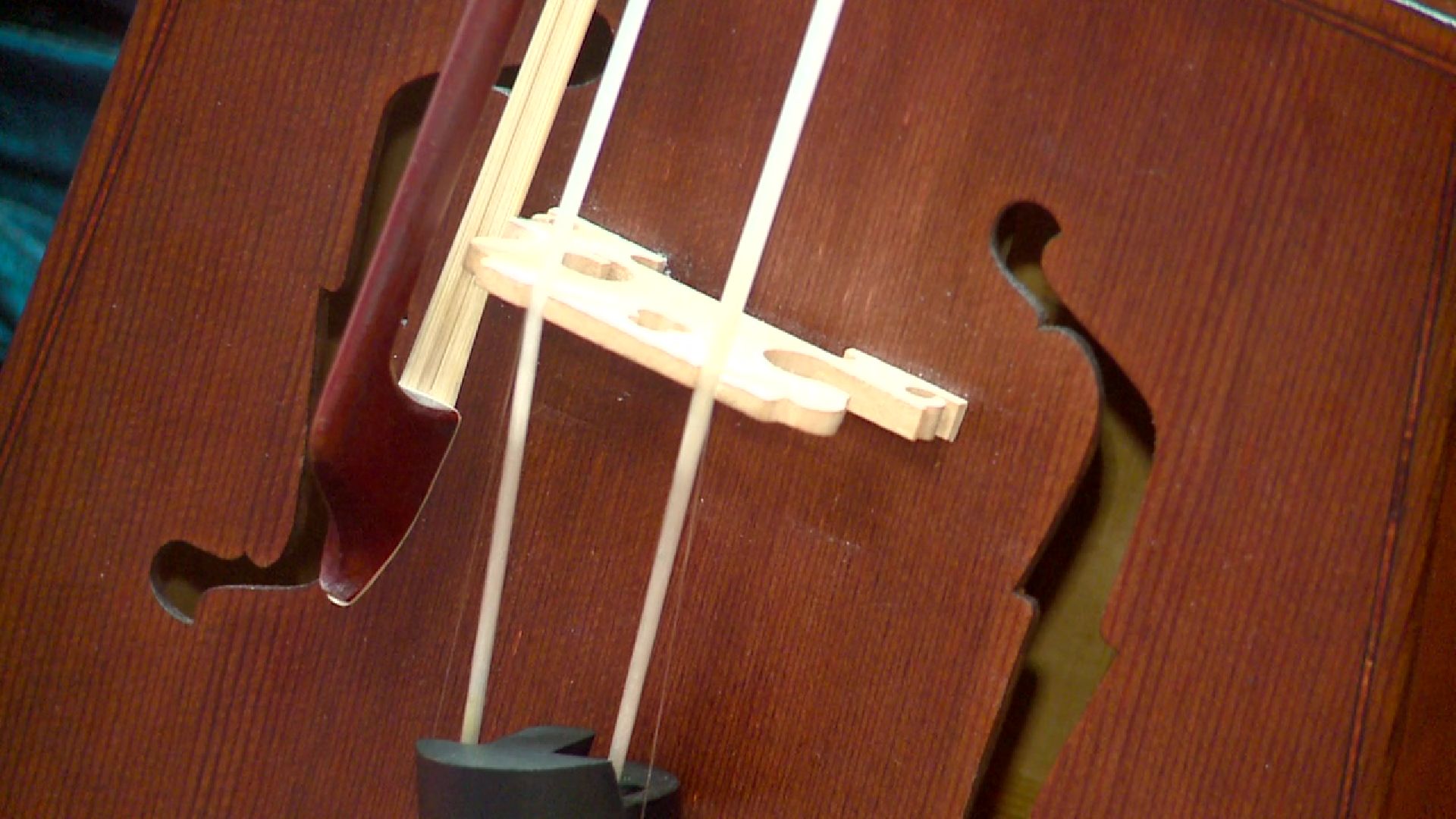 Реутов, Образование, музыкальная школа, моринхур, игра на моринхуре, ноты, смычок, лошадь,