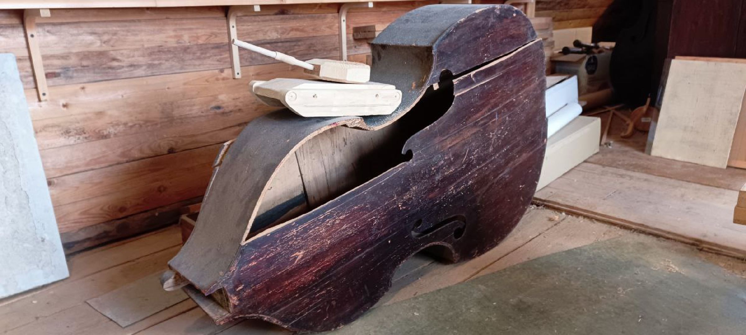 Дмитров, Деденево, Скрипичный мастер Андрей Зубенко,