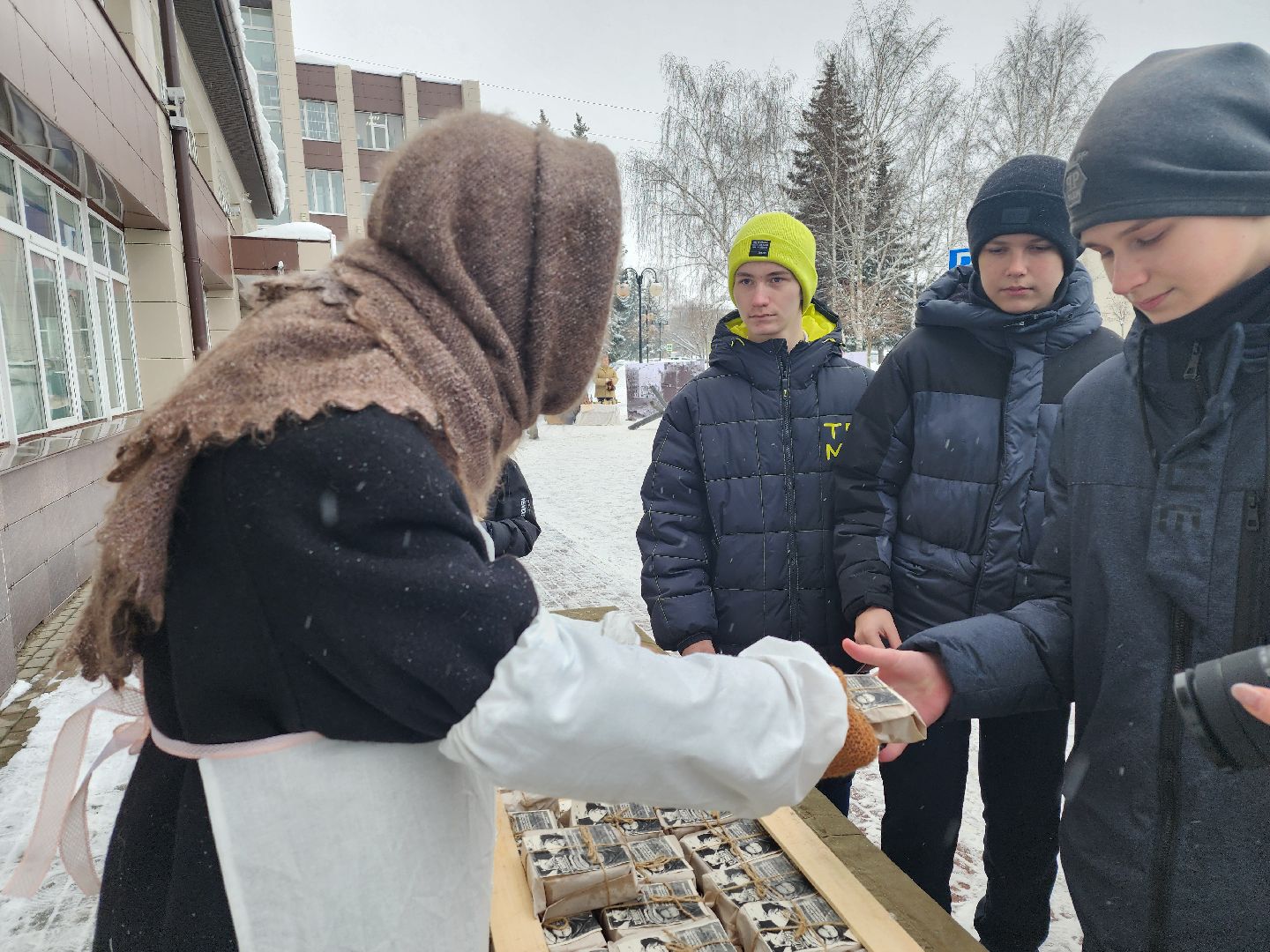 серпухов, подмосковье, блокадный хлеб, блокада ленинграда, патриот, вов,