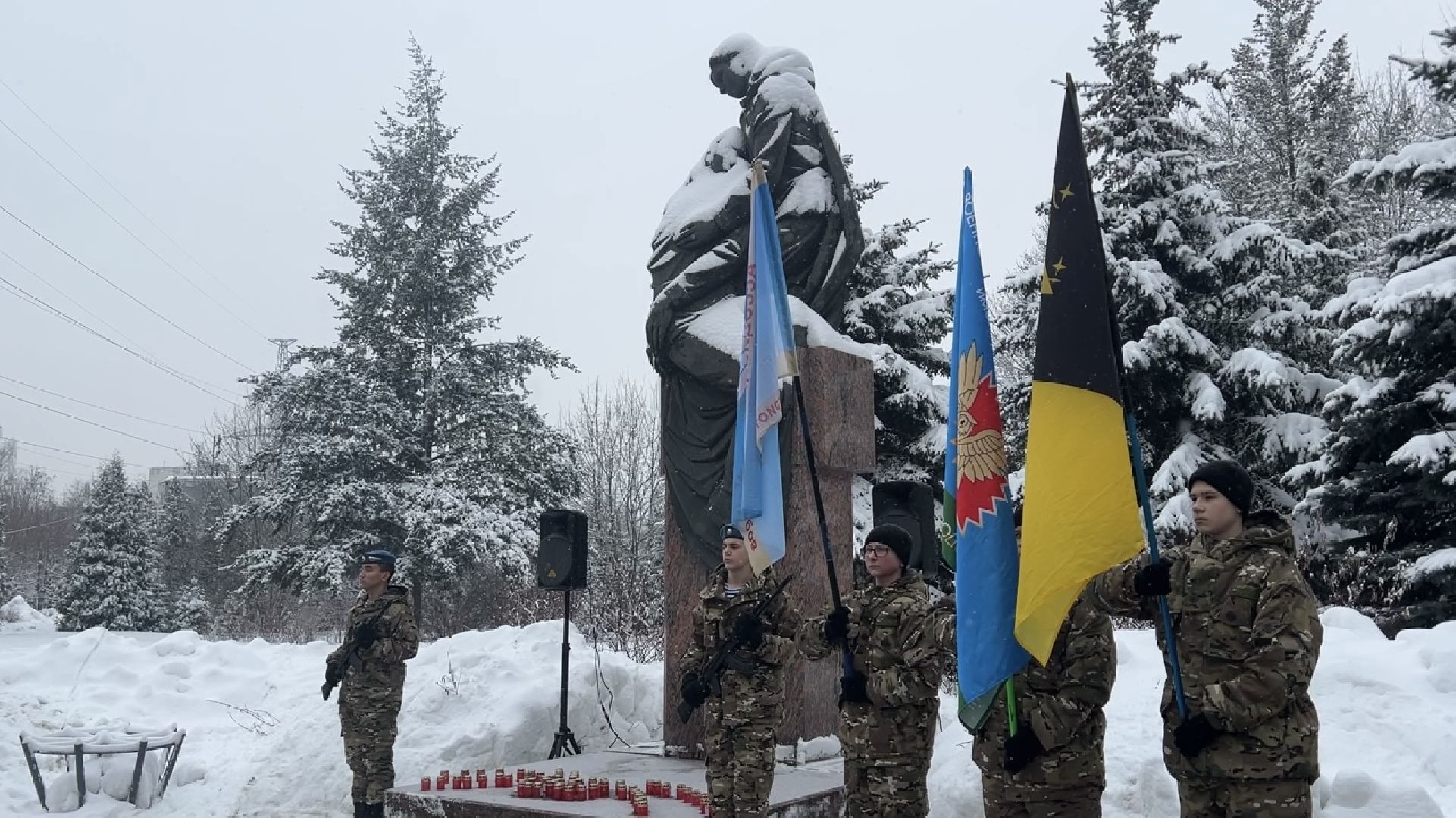 химки, общество, акция памяти, блокада ленинграда, блокадный хлеб, возложение цветов,
