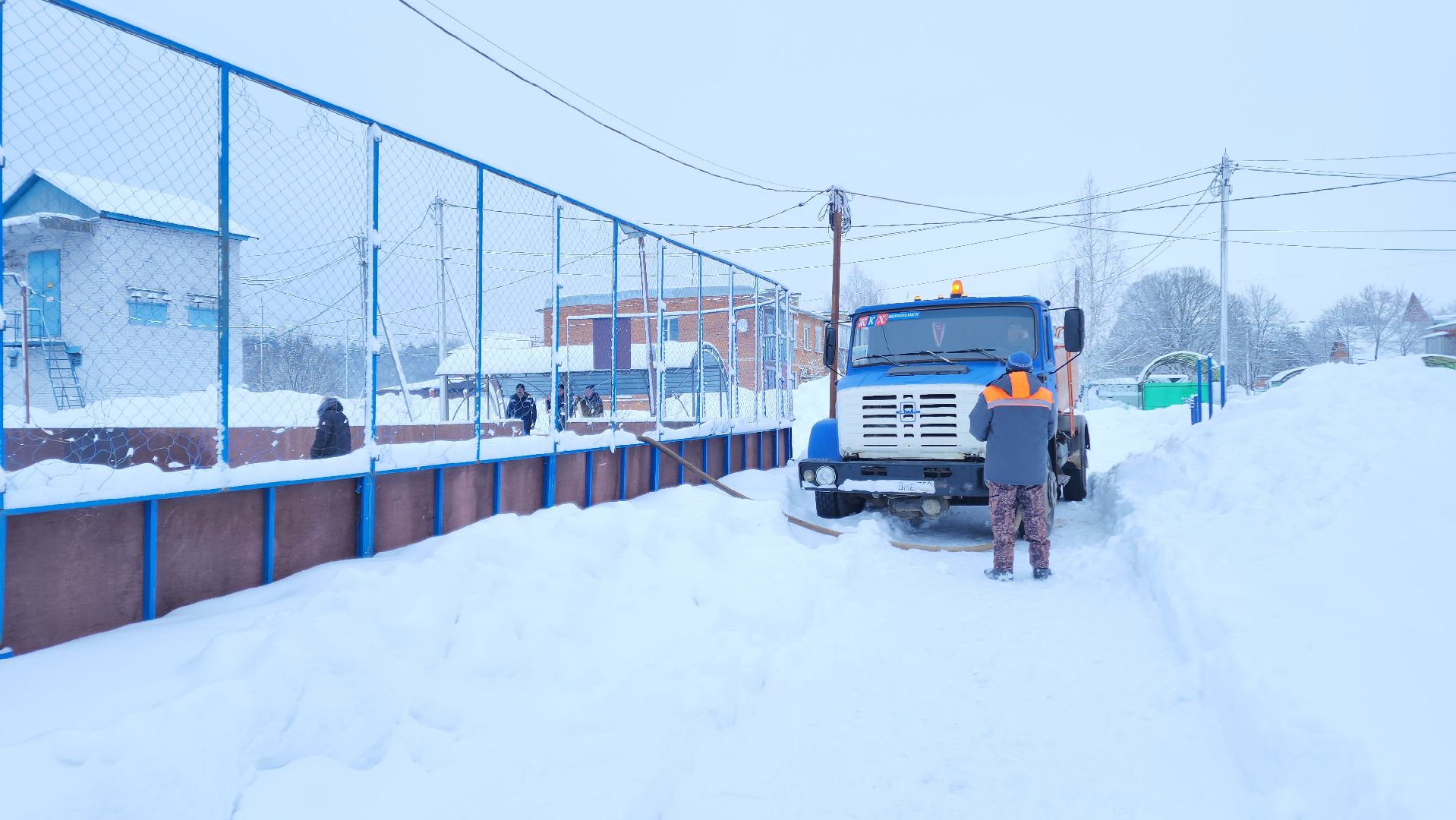 волоколамск, жкх, каток, деревня, зимней сезон, коньки,