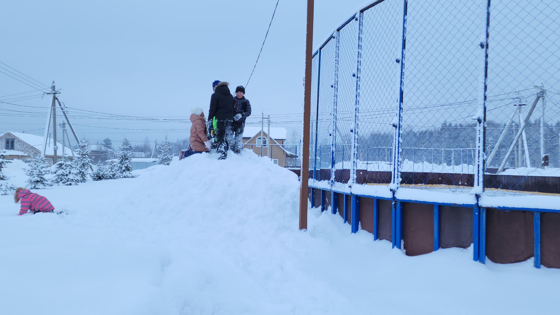 волоколамск, жкх, каток, деревня, зимней сезон, коньки,