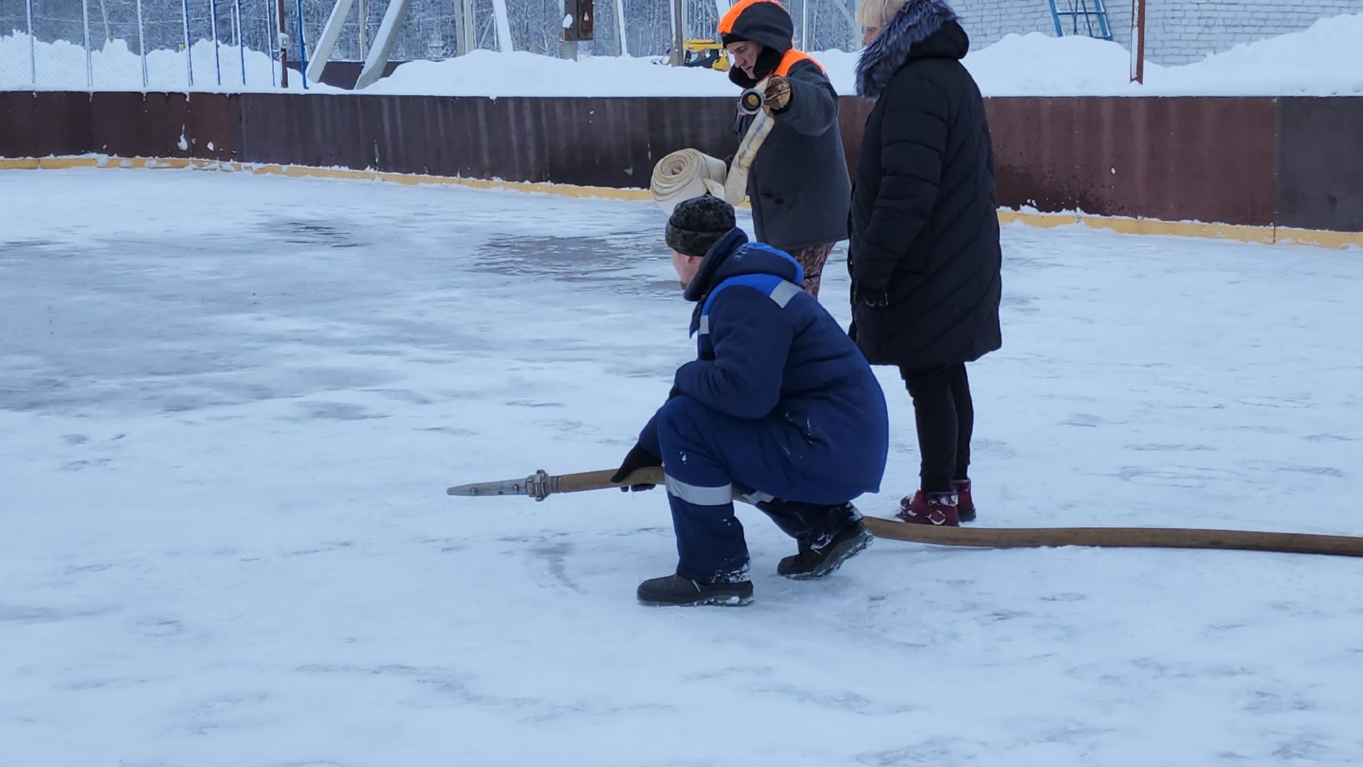 волоколамск, жкх, каток, деревня, зимней сезон, коньки,