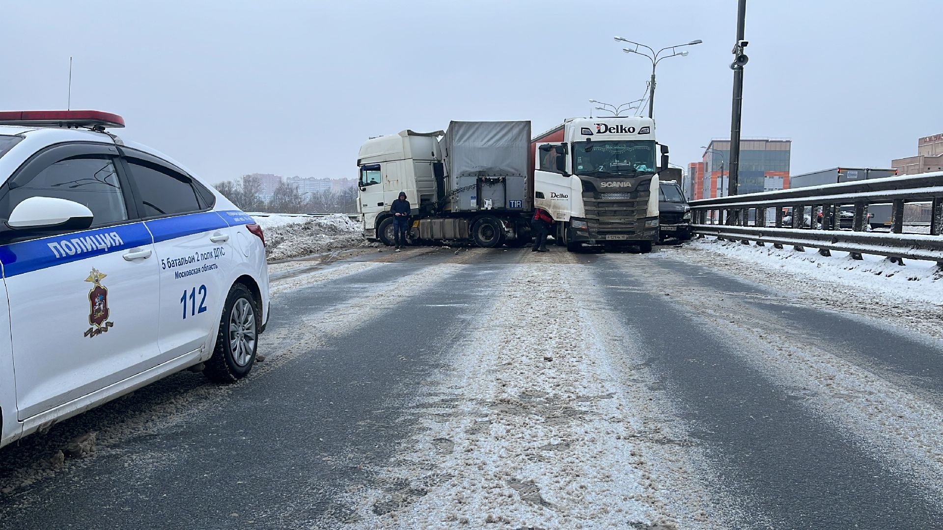 дтп, дорога, авария, шоссе энтузиастов, дорожные службы,