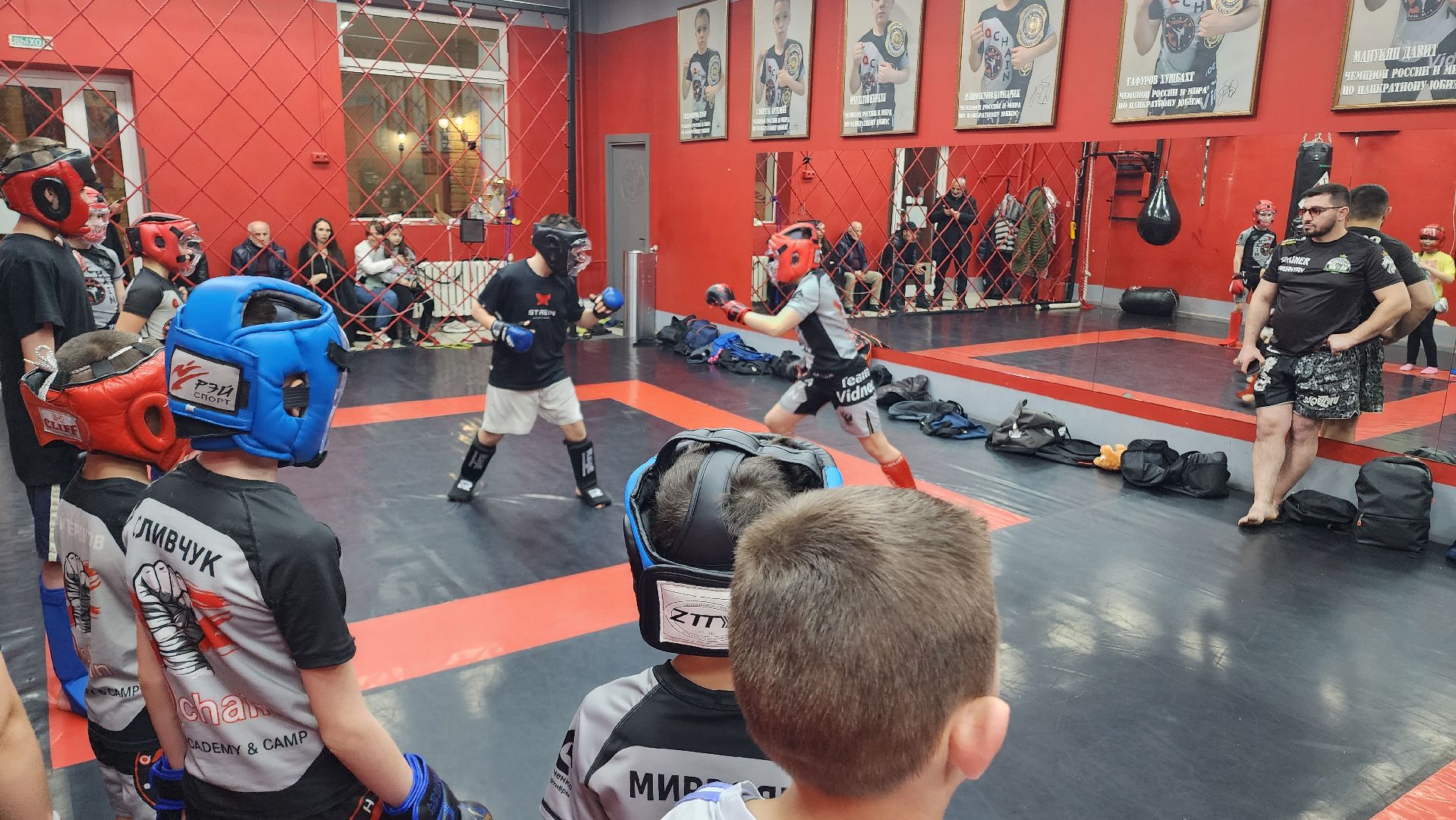 Артур Варданян, клуб единоборств, спортклуб QChain, Видное, Подмосковье, Единоборства, Федерация бокса,