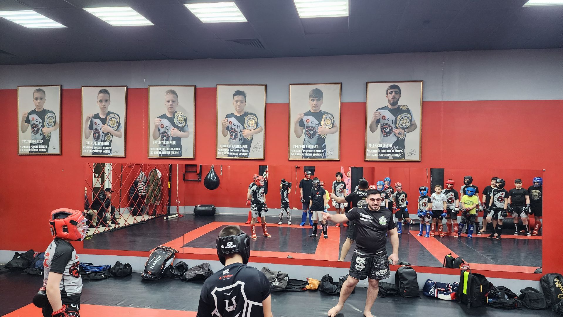 Артур Варданян, клуб единоборств, спортклуб QChain, Видное, Подмосковье, Единоборства, Федерация бокса,