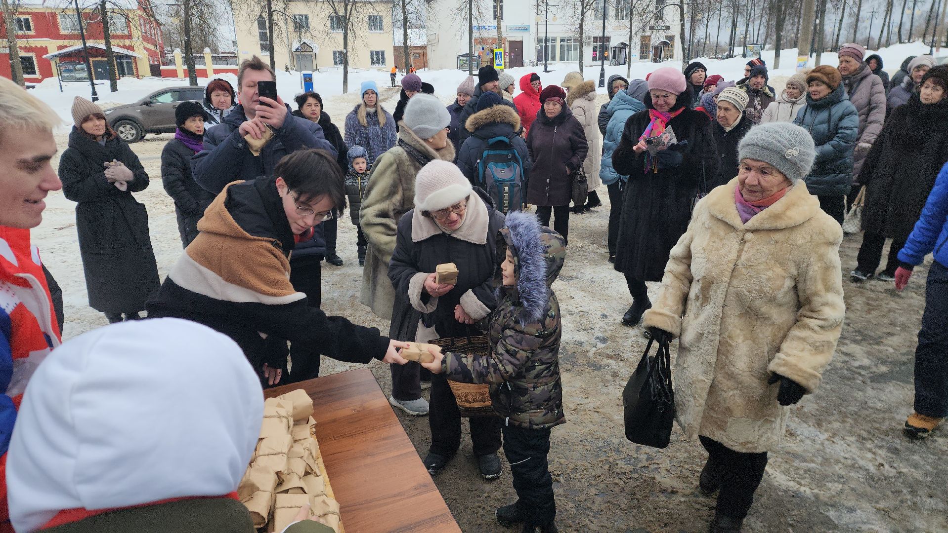 шатура, рошаль, блокада ленинграда, пайка хлеба, митинг, память,