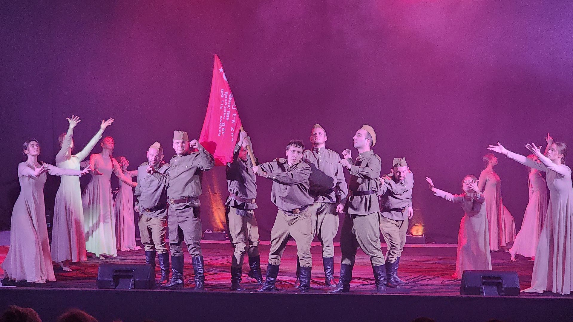 блокада Ленинграда, спектакль, искусство,