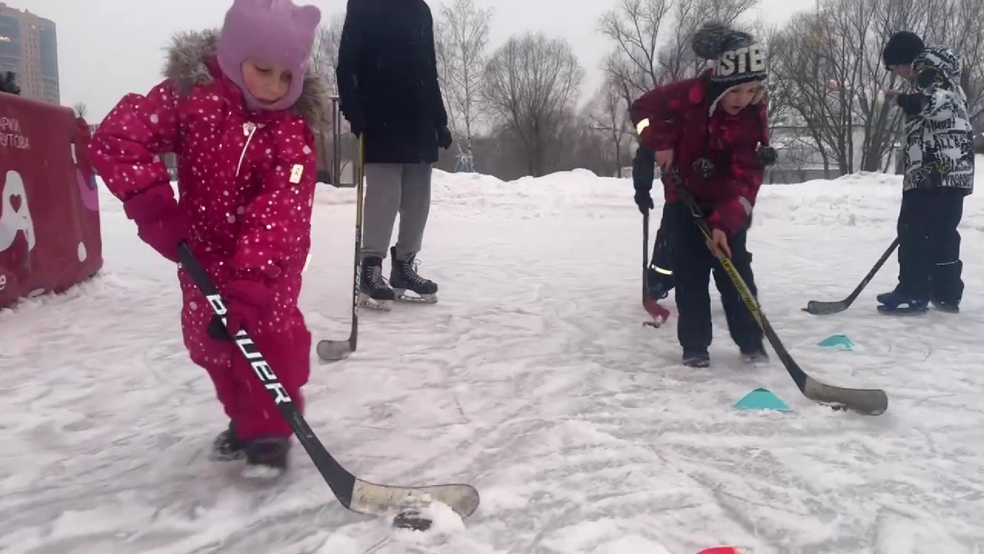 Реутов, парк, мастер-класс, хоккей, фигурное катание, коньки, клюшки,