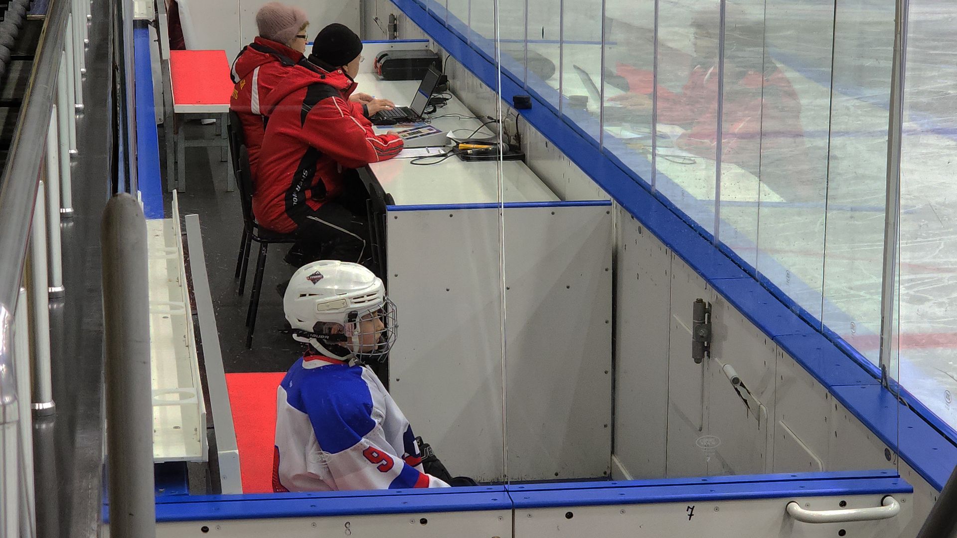 спорт, спорт подмосковья, первенство по хоккею, электросталь, электросталь спортивная, хоккей, хоккейная команда, хоккейный сезон, ледовая арена, ледовый дворец,