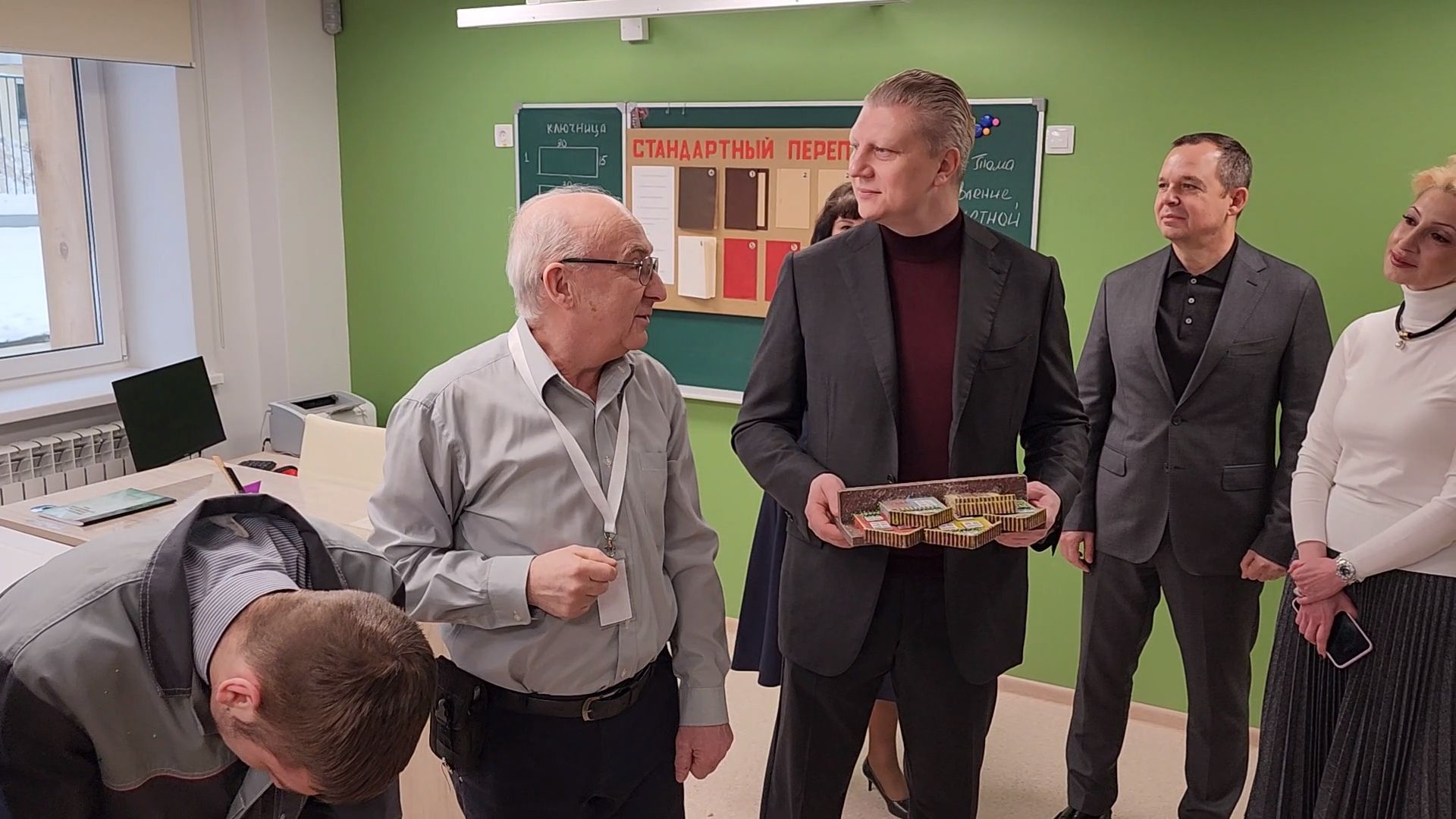 одинцово, старый городок, администрация, выездная администрация, школа интернат имени Фурагиной, ремонт,