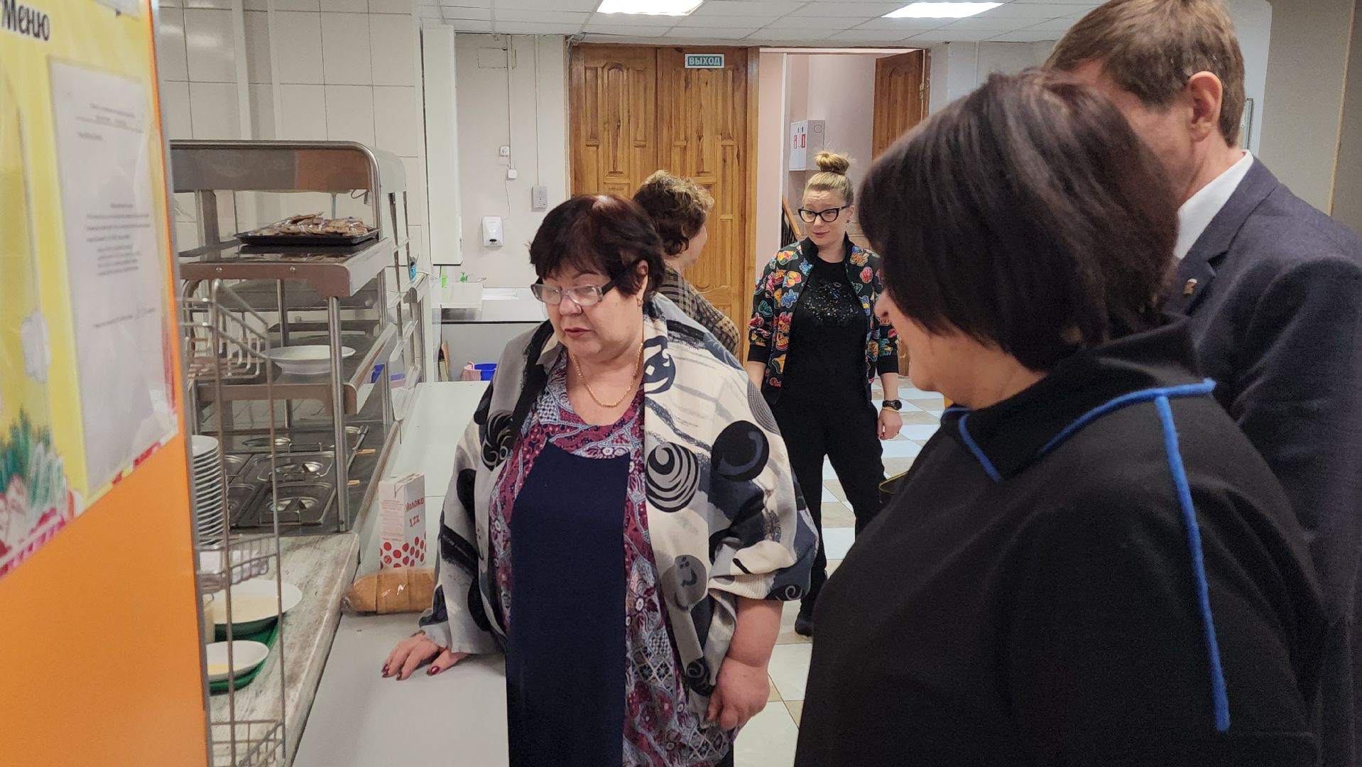 Гимназия 1, Алферова, проверка, столовая, питание, пищеблок, депутаты, меню,