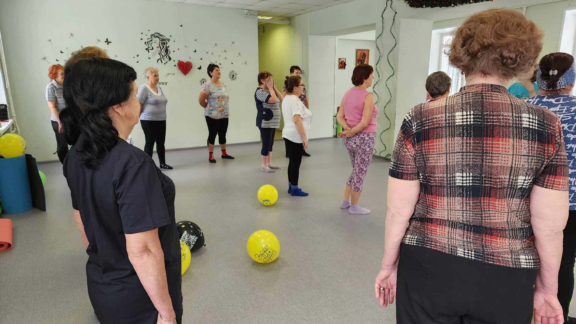 кашира, ожерелье, активное долголетие, йога смеха, зож, релаксация, групповые занятия,