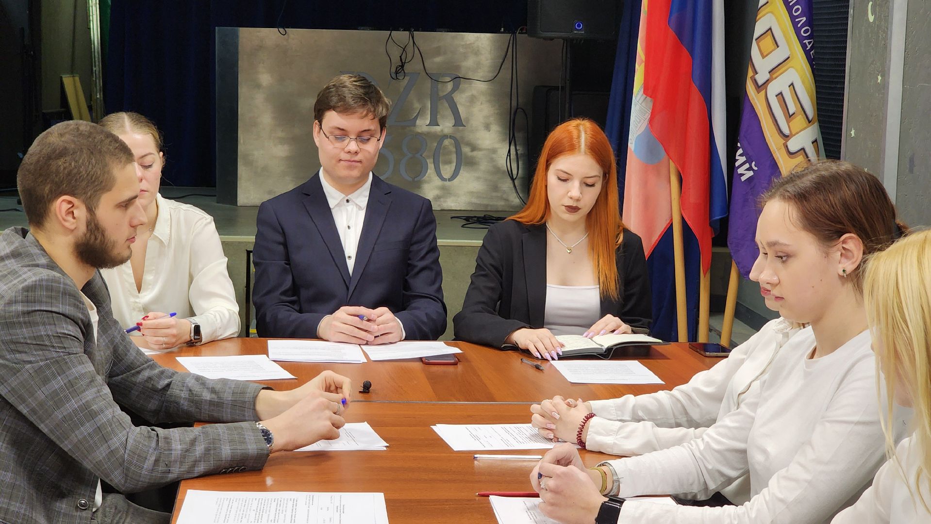 власть, молодежный парламент, молодежная политика,