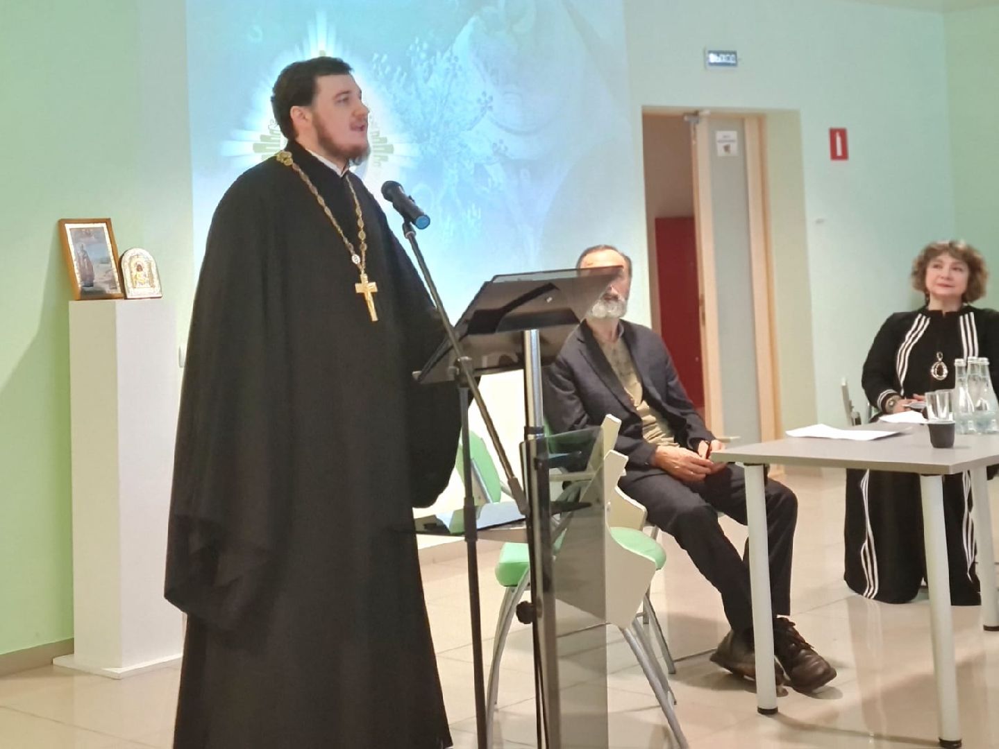 пушкино, чтение, библиотека, православие, культурный обмен,