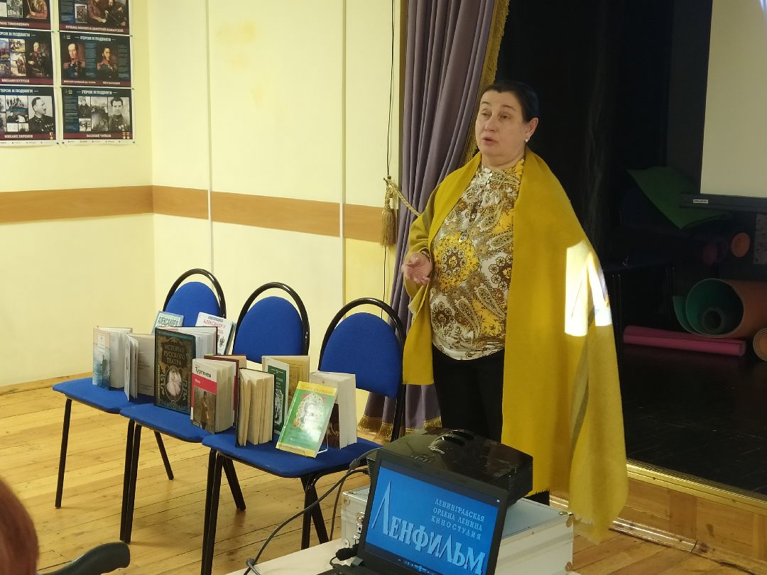 Киноистории, Том Сойер Фест Загорянский, театр