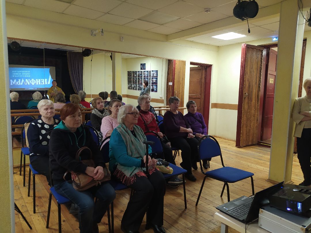 Киноистории, Том Сойер Фест Загорянский, театр