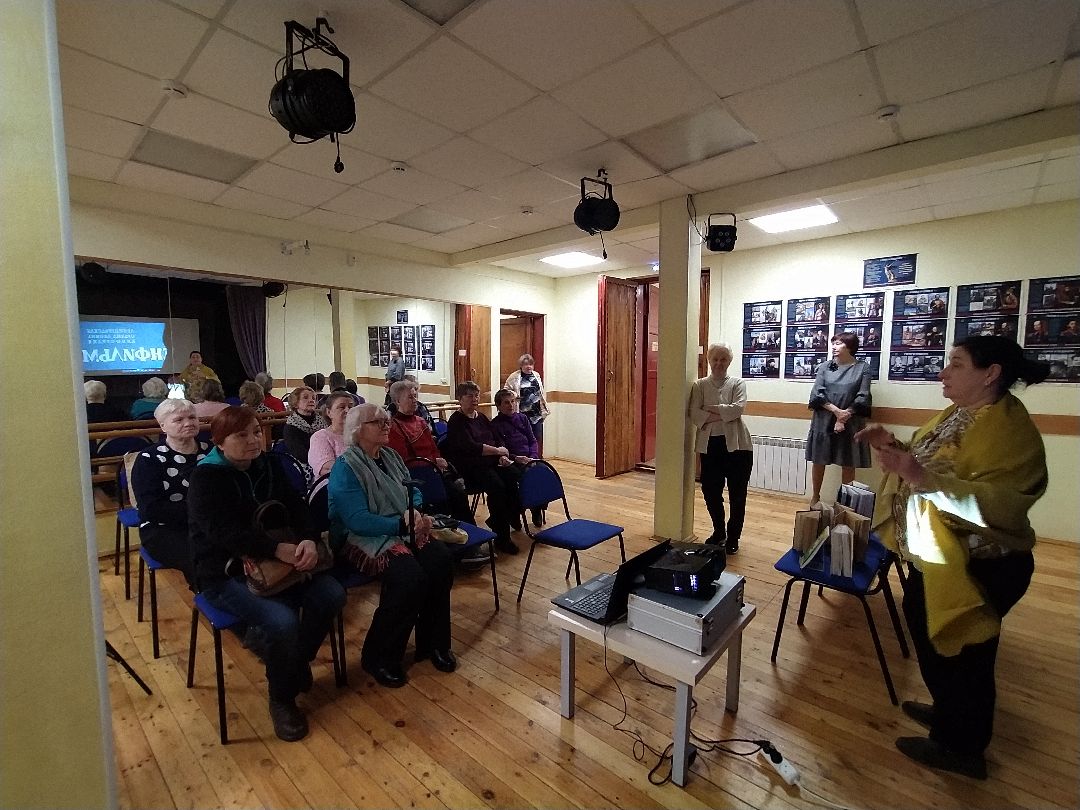 Киноистории, Том Сойер Фест Загорянский, театр