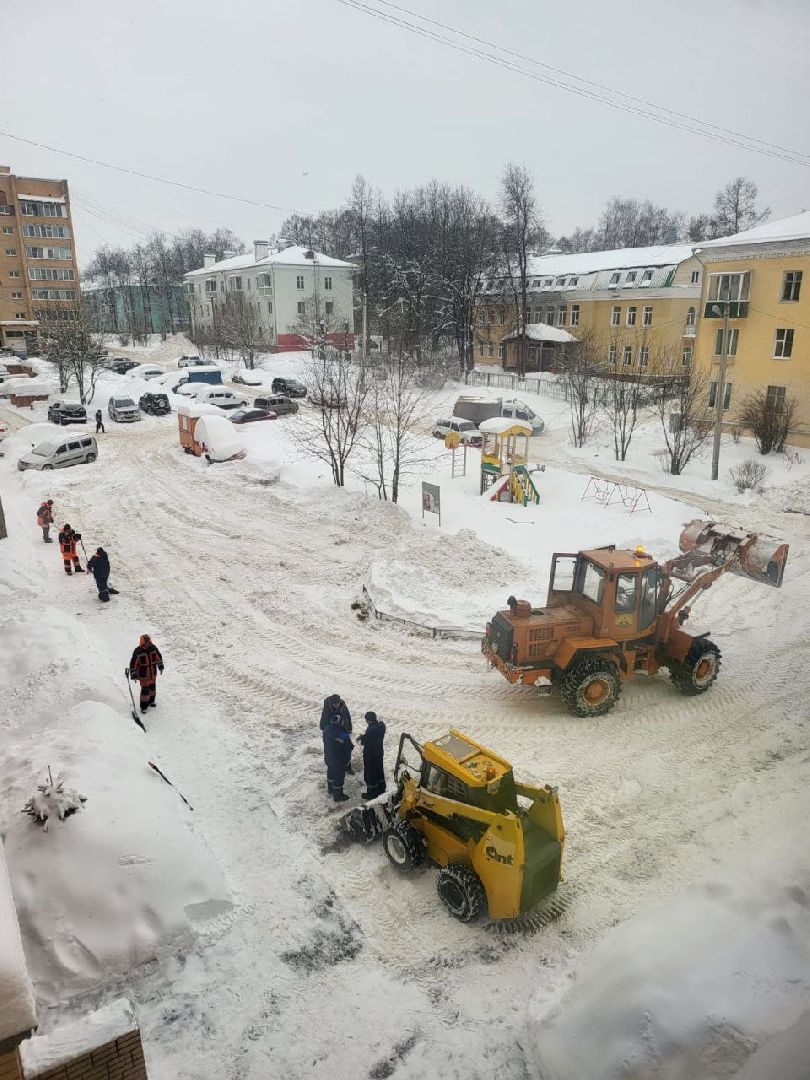 красноармейск, г.о. пушкинский, уборка дворов, депутат Легков,