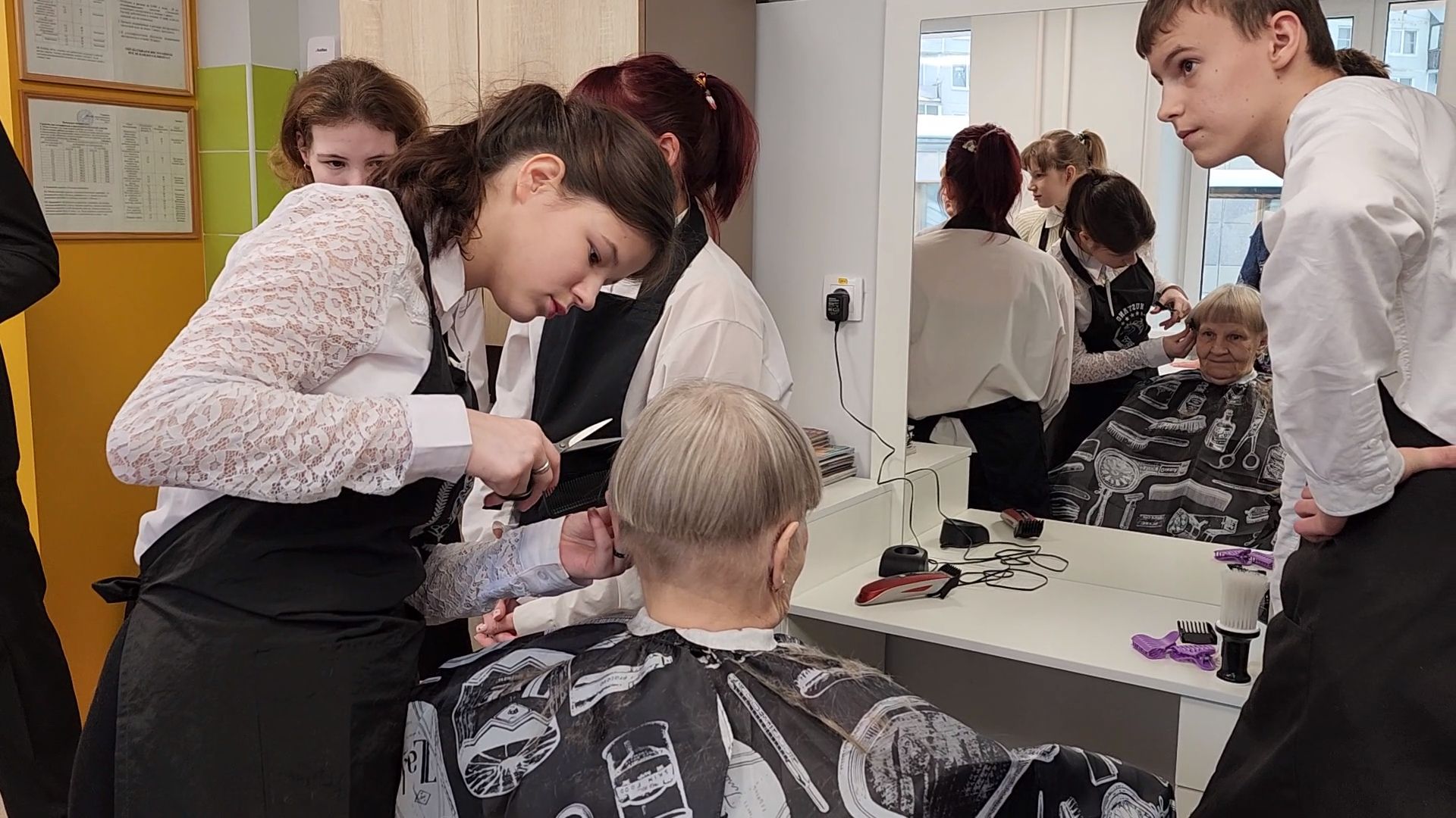 Одинцово, школа интернат имени фурагиной, парикмахер,