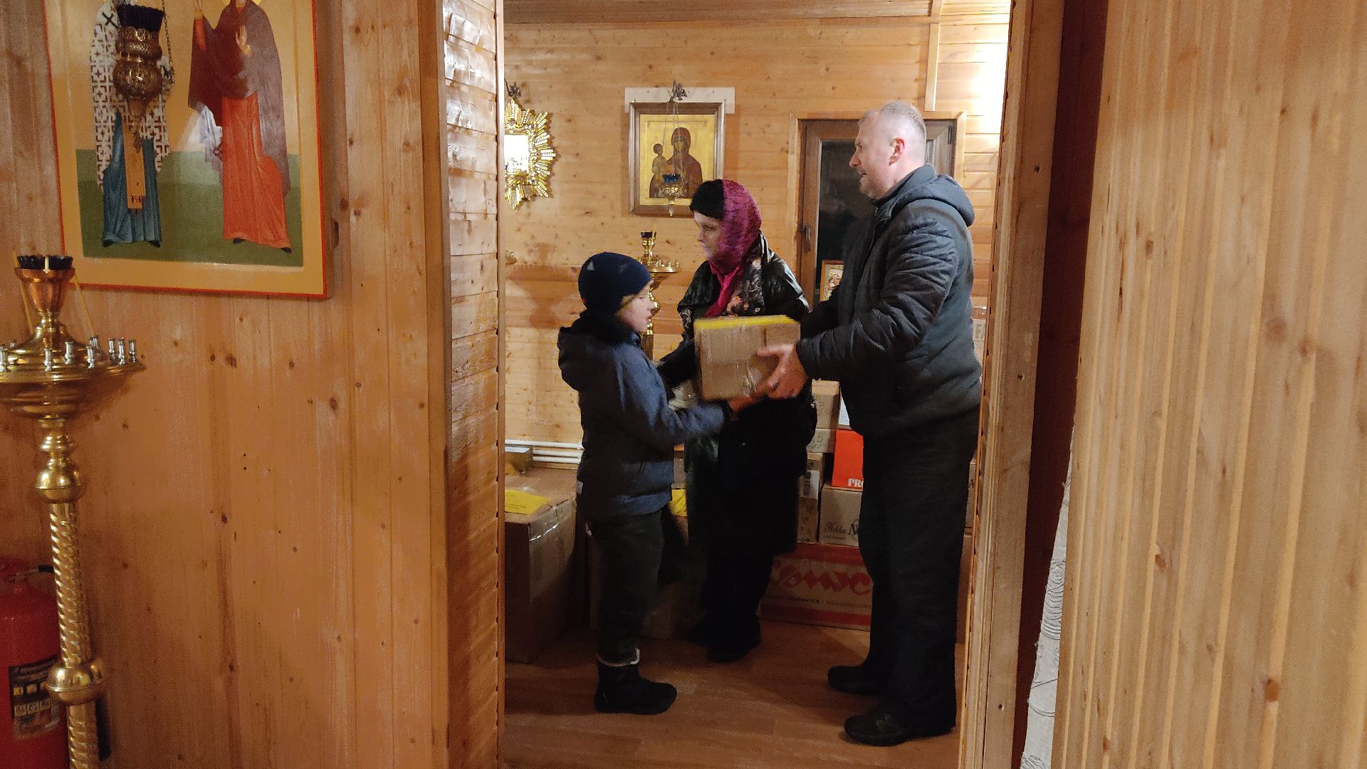 Лобня, гуманитарнаяпомощь, благочиние