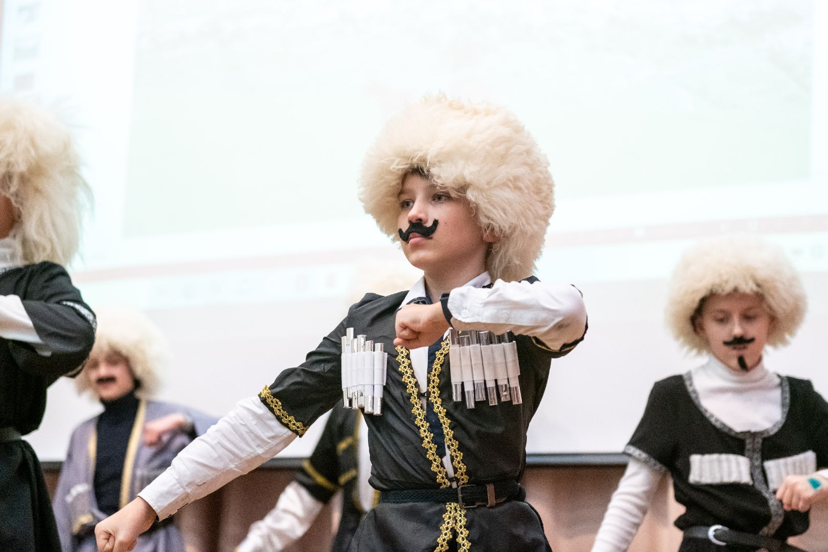 лыткарино, гимназия 7, фестиваль искусств,