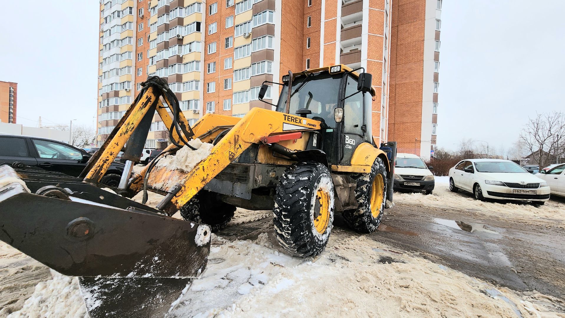 ЖКХ, УК Гюнай, микрорайон Западный, Домодедово, Уборка снега, Снежная каша, дворник, Снегоуборочная техника,