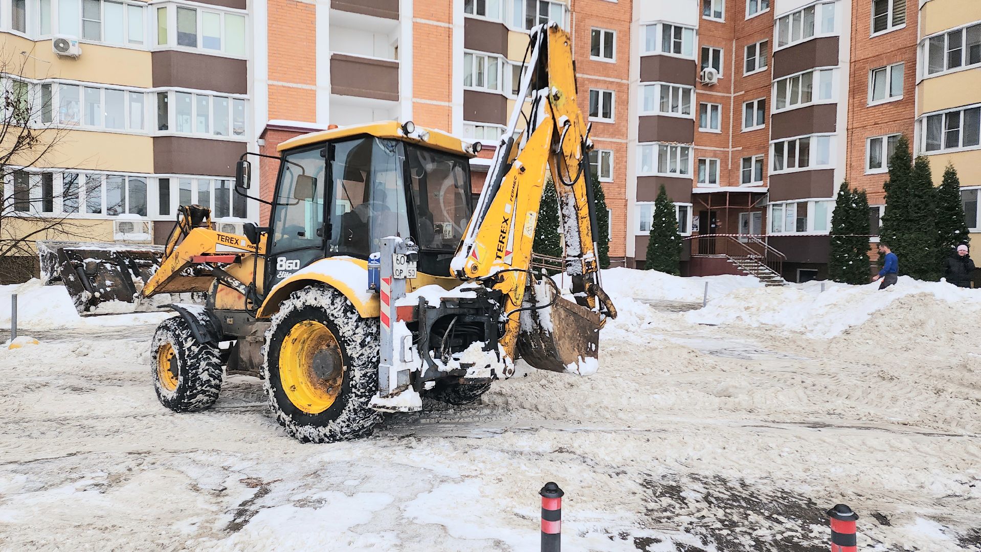 ЖКХ, УК Гюнай, микрорайон Западный, Домодедово, Уборка снега, Снежная каша, дворник, Снегоуборочная техника,