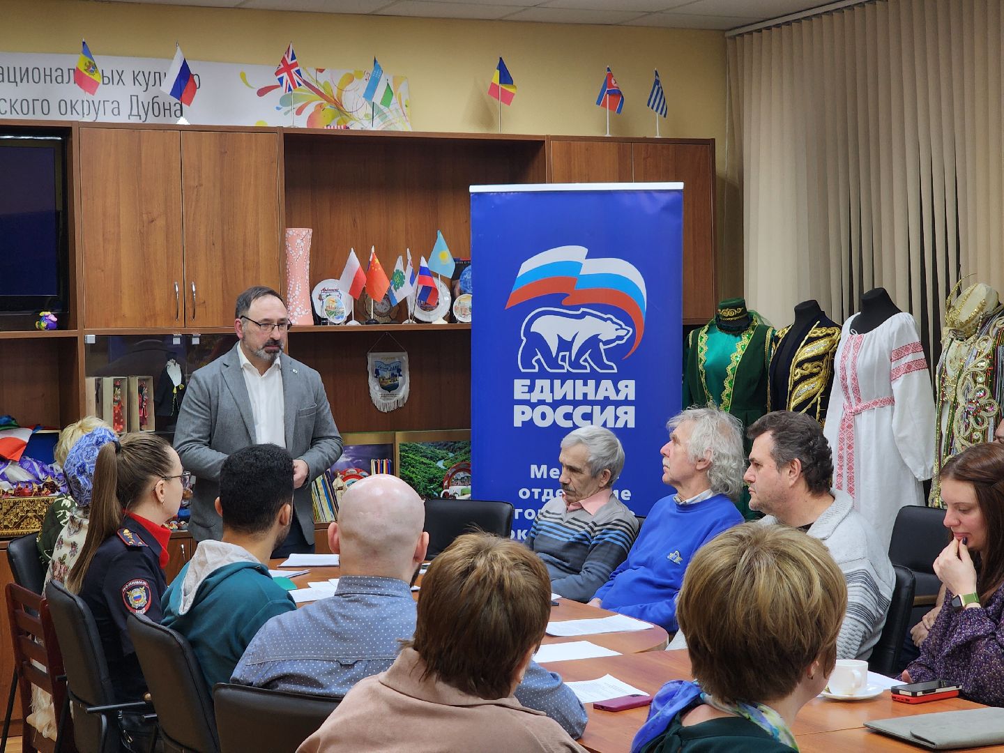 Народы, Национальности, круглый стол, Дубна,