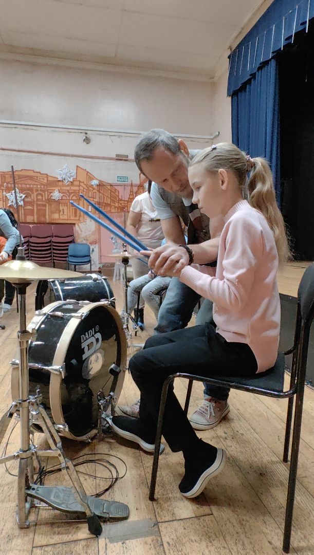 игра на барабанах, мастер-класс, дети с ОВЗ, музыка, ритмы,