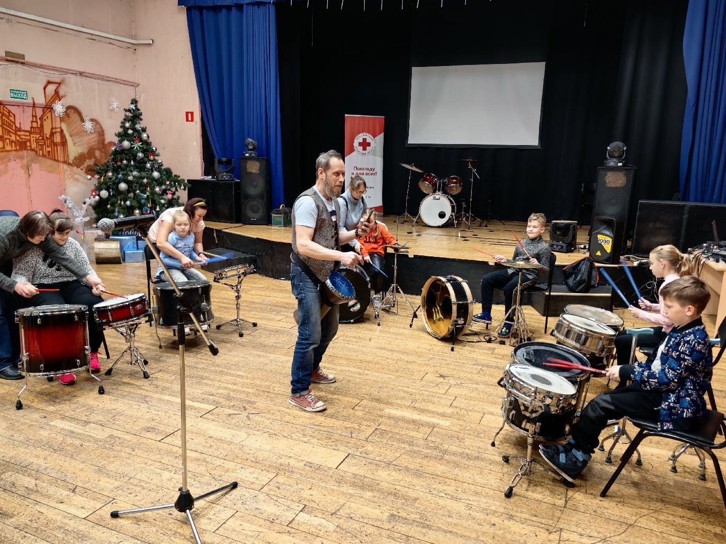 игра на барабанах, мастер-класс, дети с ОВЗ, музыка, ритмы,