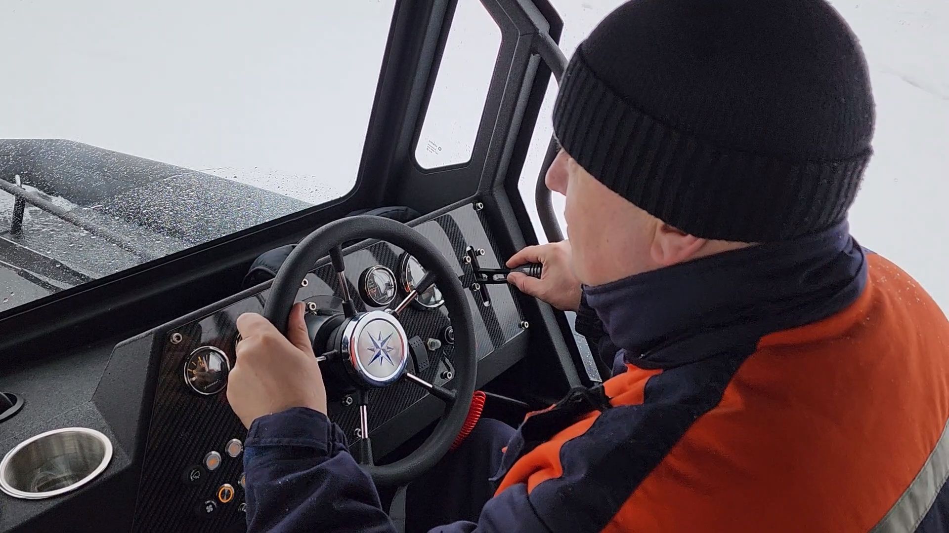 река, вода, лед, подледный лов, безопасность на воде, безопасность на льду, красногорск, мякинино,