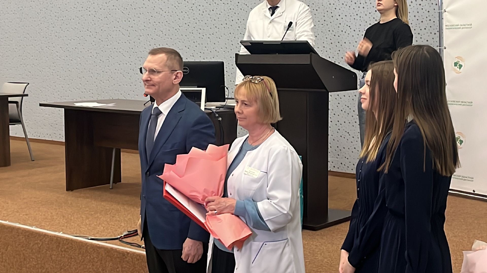 медицина, награждение, день борьбы с онкологическими заболеваниями, московский областной онкодиспансер, врачи московской области,