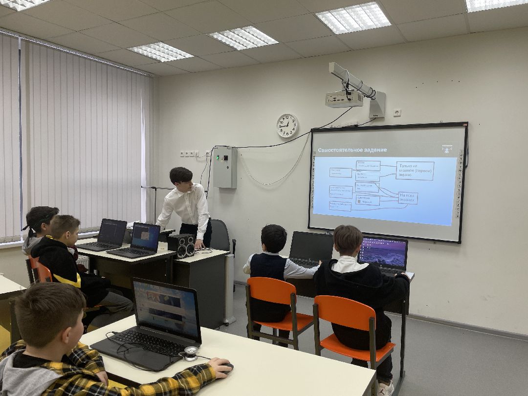 Техношкола, преподаватель