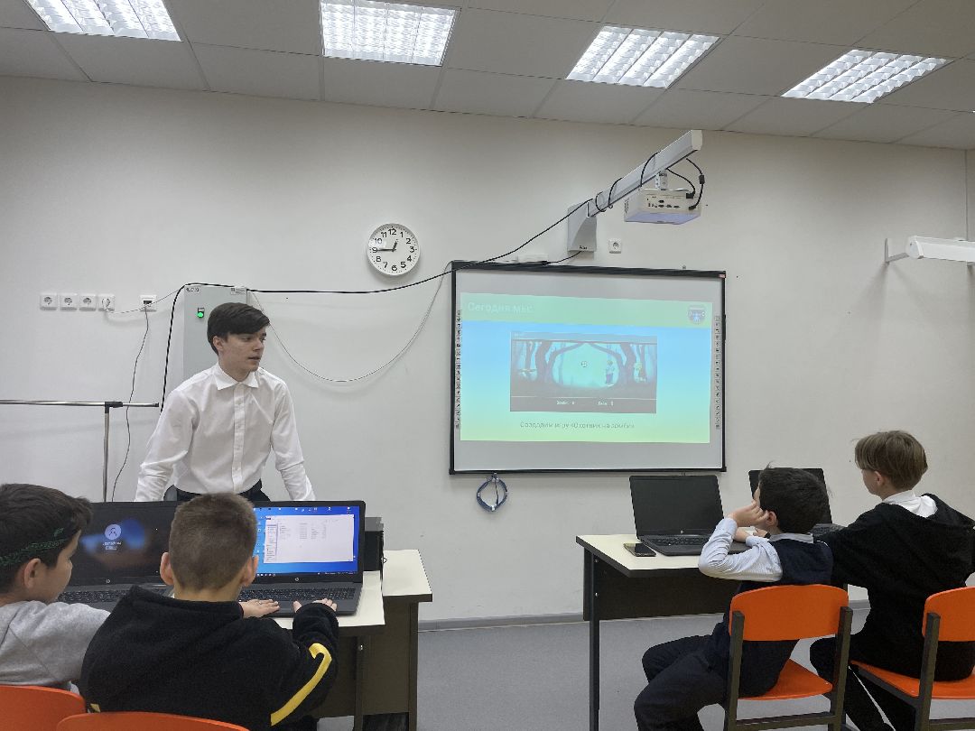 Техношкола, преподаватель