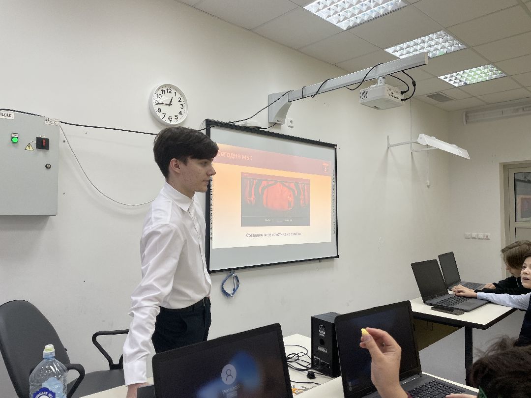 Техношкола, преподаватель