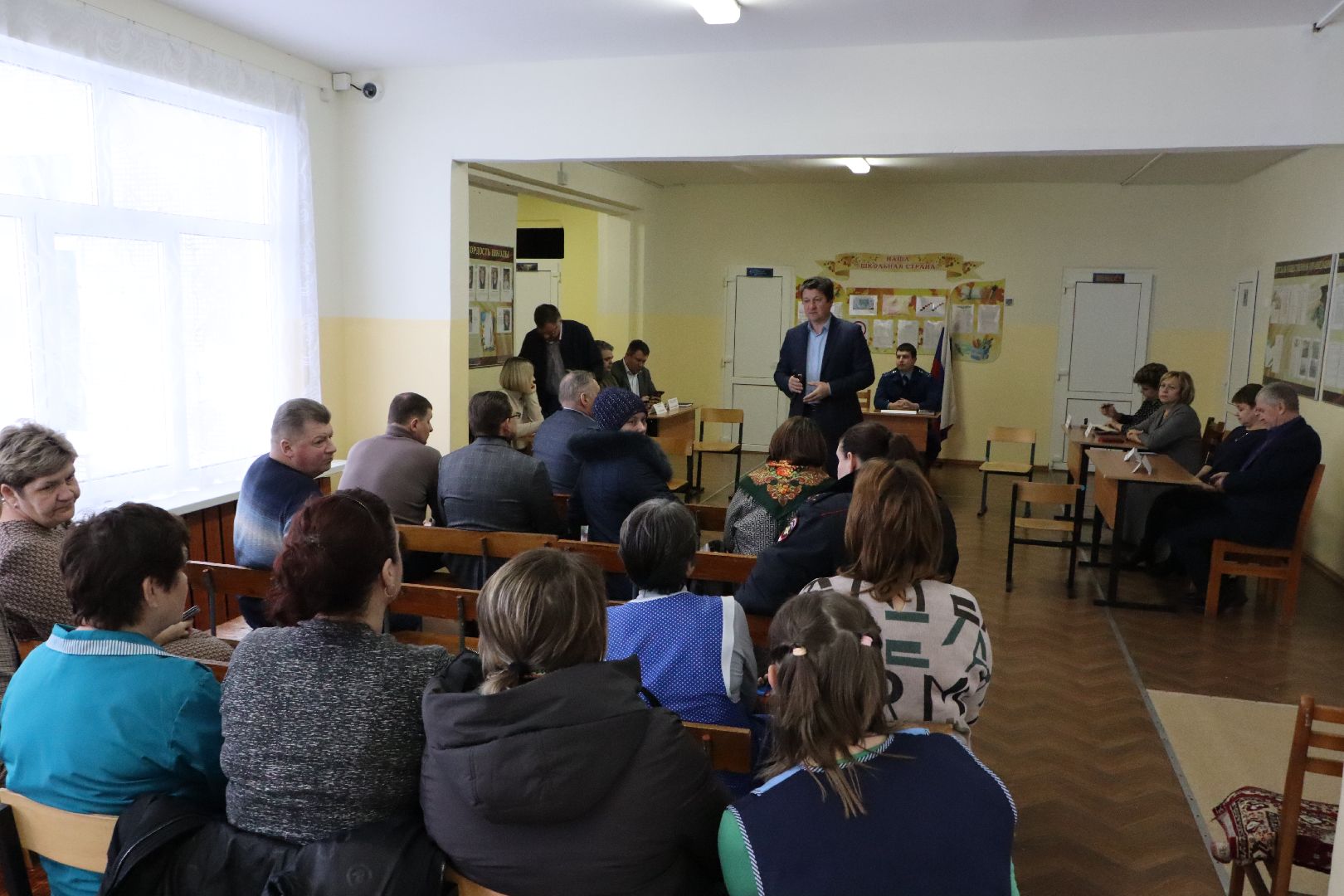 Поселок Дмитриевский, Серебряные Пруды, выездная администрация, доступная власть,