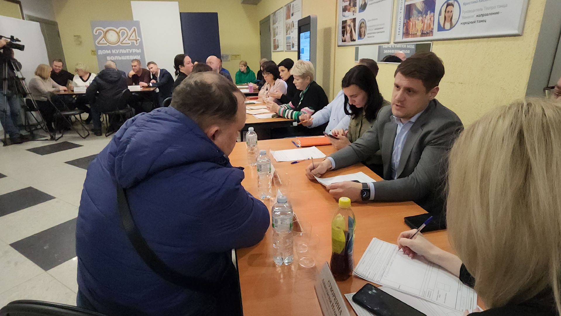 серпухов, поселок большевик, выездная администрация, жители, обращения граждан,