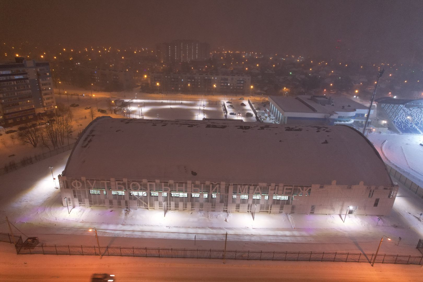 видео с коптера, Домодедово, фунбол, манеж,