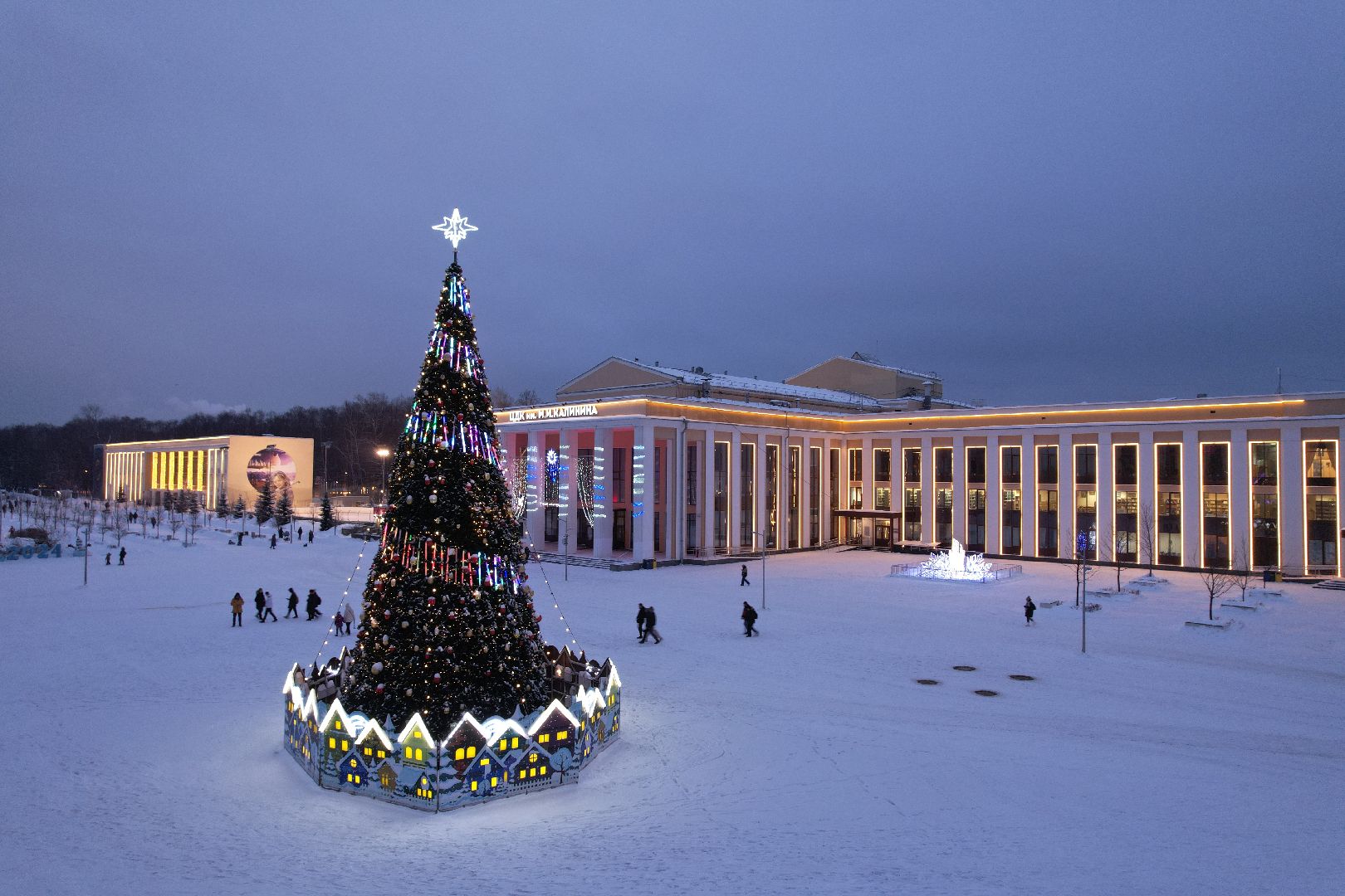 видео с коптера, королёв, каток, благоустройство,