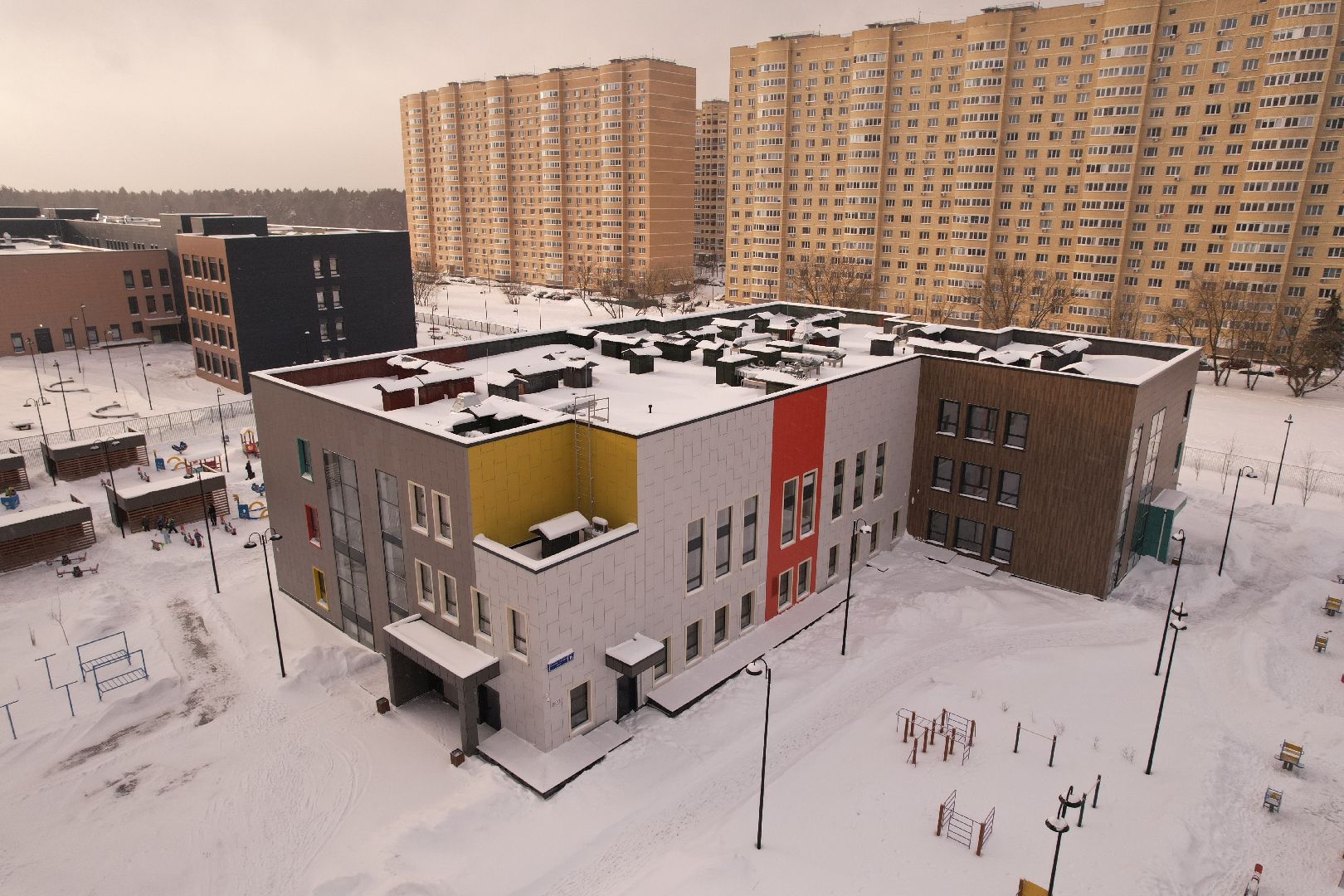 видео с коптера, королёв, детский сад,