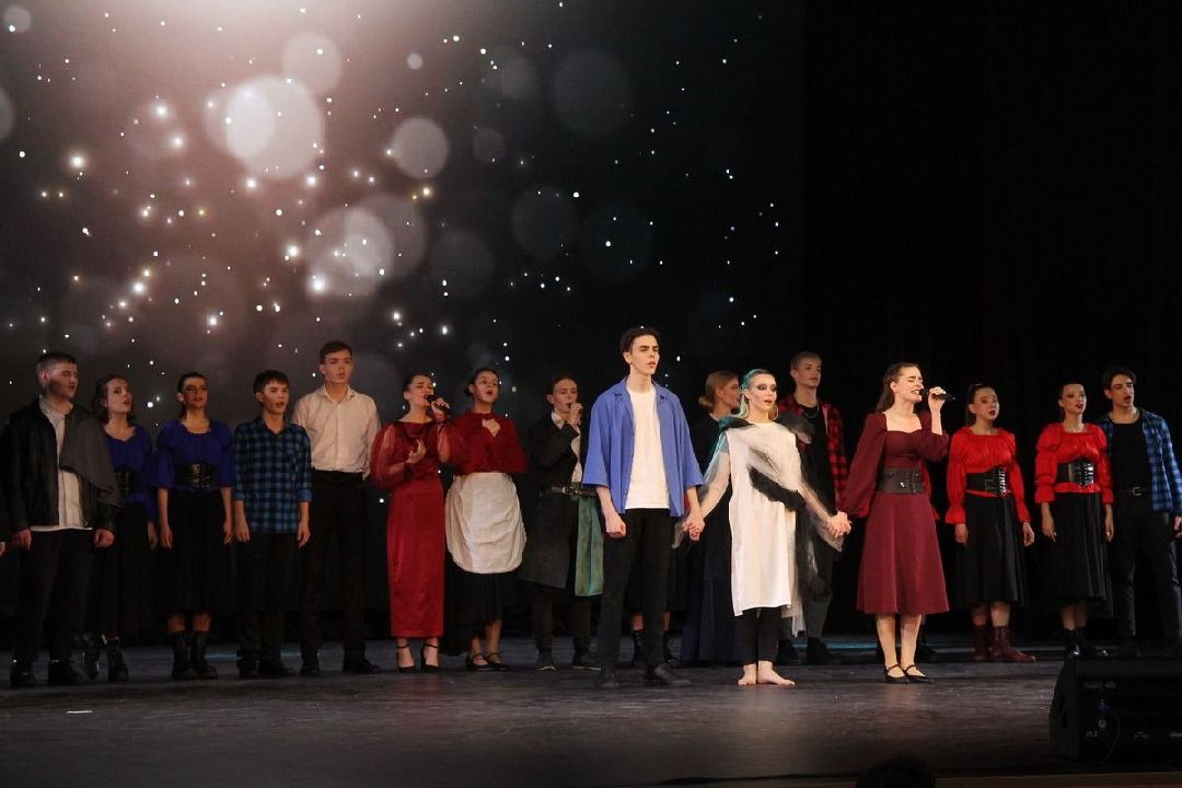 Власиха, шекспир, школьныйтеатр, мюзикл, музыкальныйспектакль, ромеоиджульетта, премьера, школапопова, труппа, закулисами