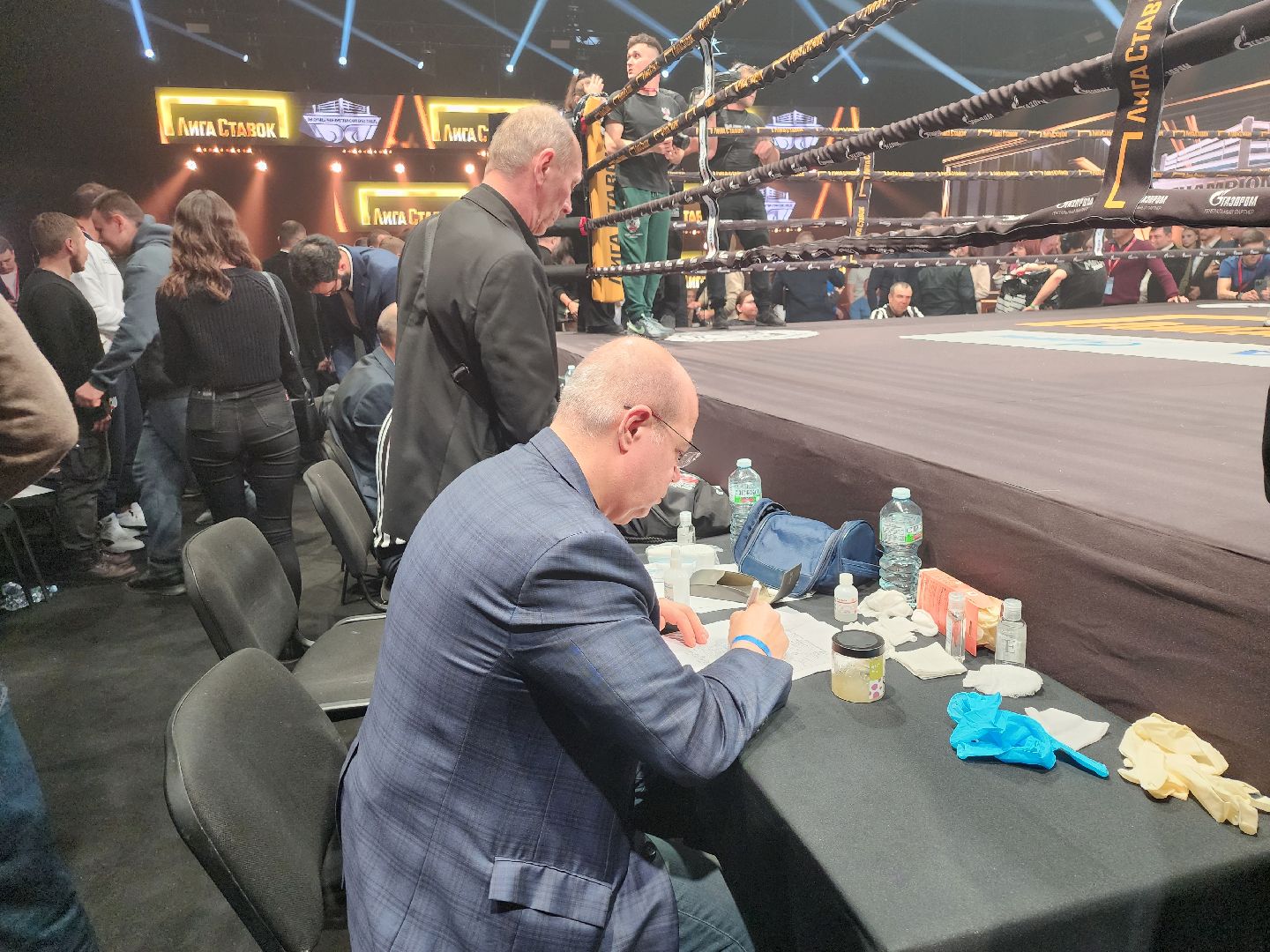 серпухов, подмосковье, сб лесная опушка, шумков, Сусленков, Сосулин, федерация бокса россии,