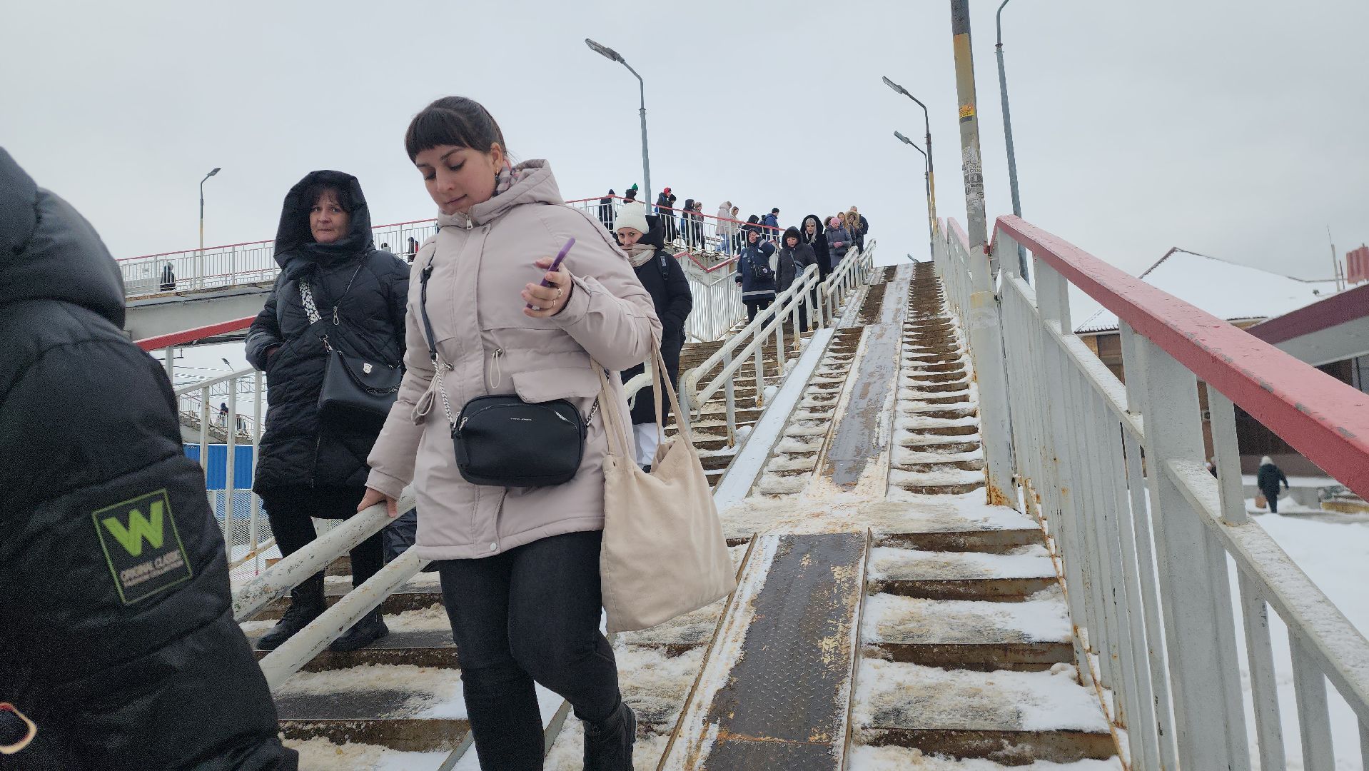 шатура, жд, мост, пешеходный мост, очистка снега,