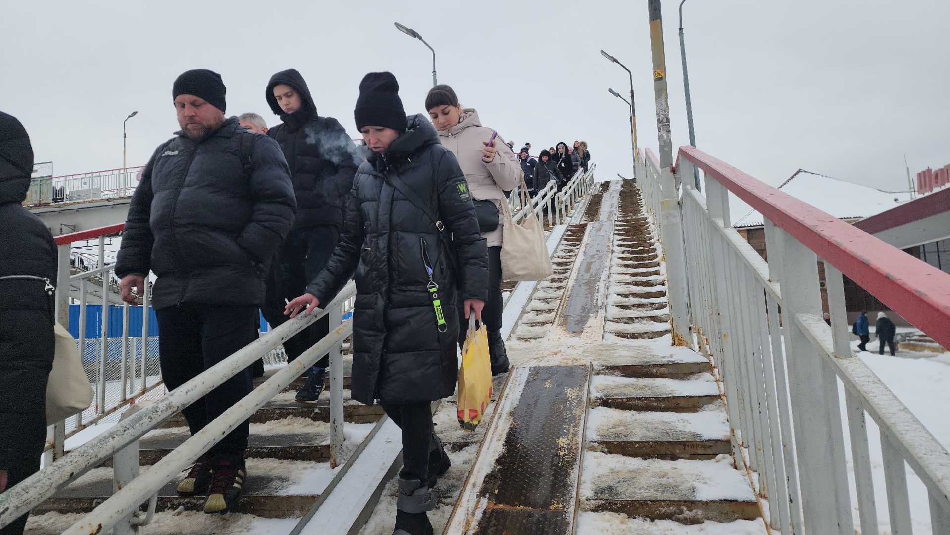 шатура, жд, мост, пешеходный мост, очистка снега,