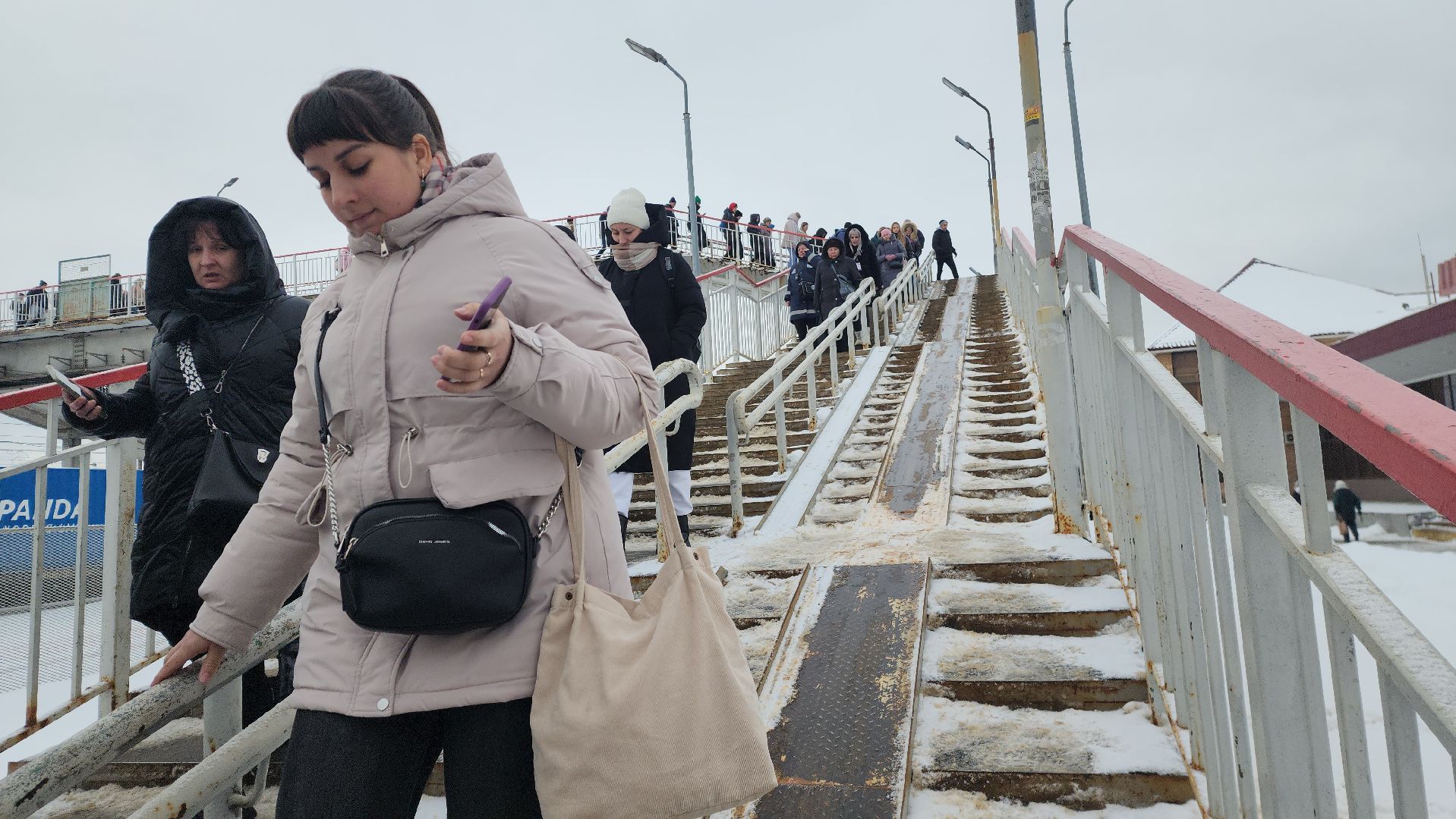 шатура, жд, мост, пешеходный мост, очистка снега,