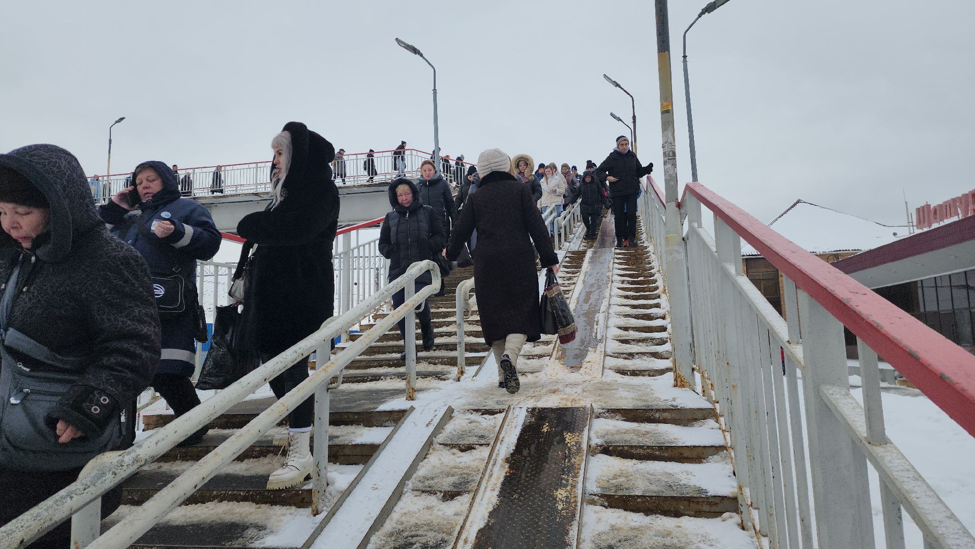 шатура, жд, мост, пешеходный мост, очистка снега,